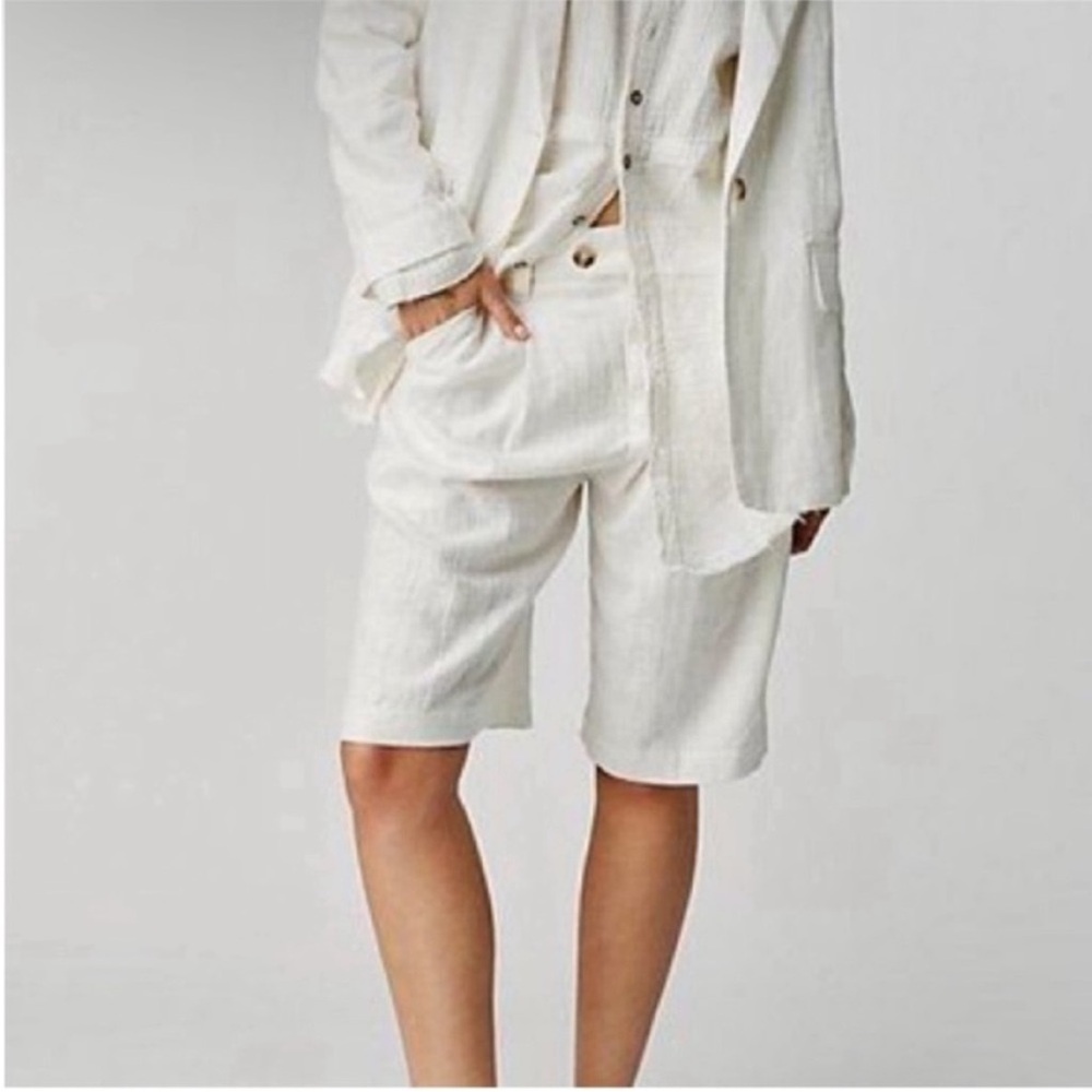 Free People Good Lookin’ Linen Blend Shorts